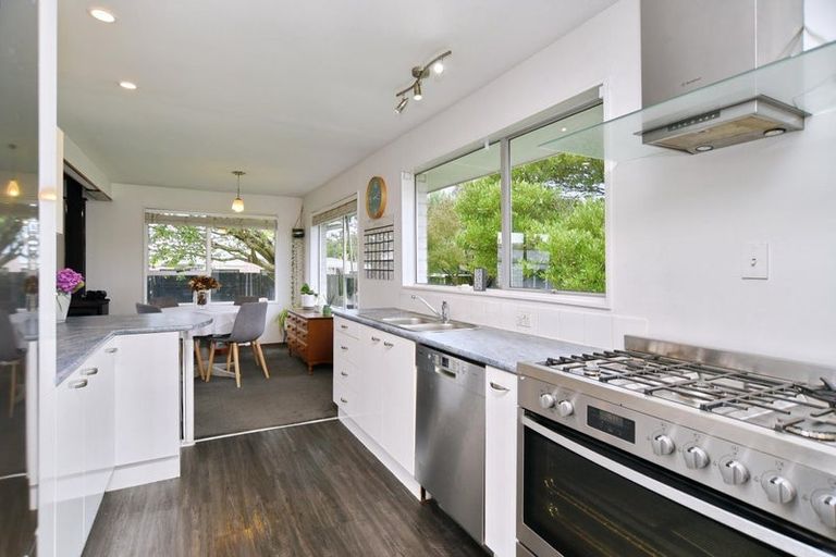 Photo of property in 30b Thompsons Road, Belfast, Christchurch, 8051