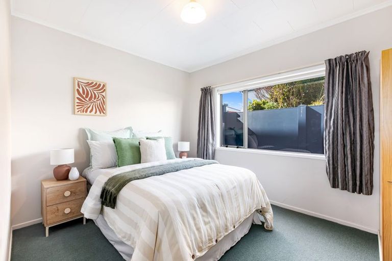 Photo of property in 5a Beach Road, Plimmerton, Porirua, 5026