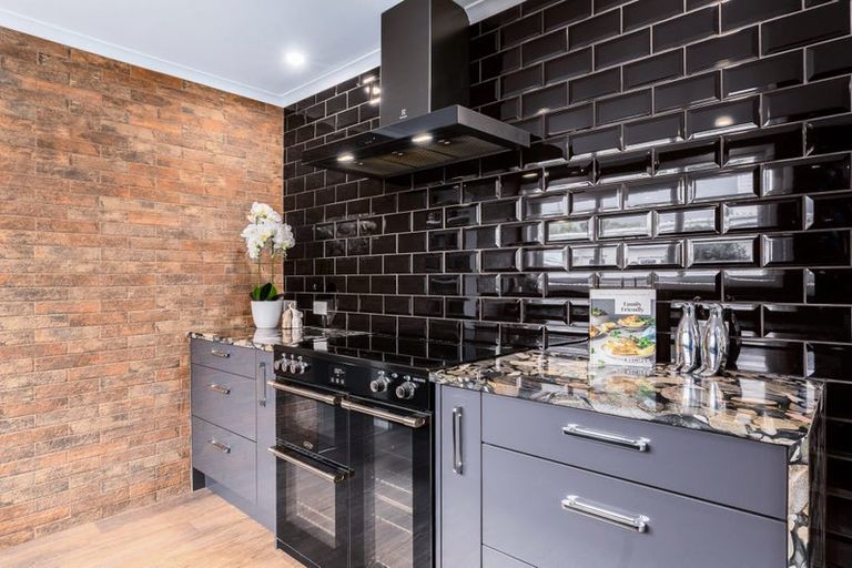 Photo of property in 9 Rongonui Street, Elderslea, Upper Hutt, 5018