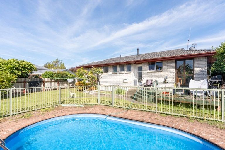 Photo of property in 4 Lansdowne Crescent, Glenview, Hamilton, 3206