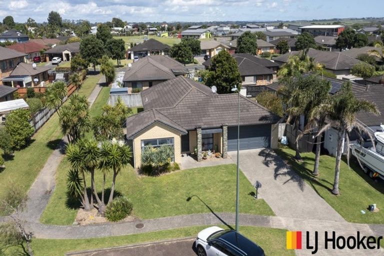 Photo of property in 29 Girvan Terrace, Wattle Downs, Auckland, 2103