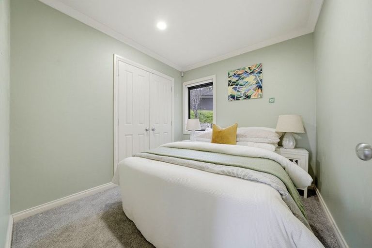 Photo of property in 19 Black Teal Close, Unsworth Heights, Auckland, 0632
