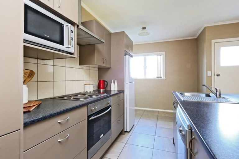 Photo of property in 115 Taradale Road, Onekawa, Napier, 4110