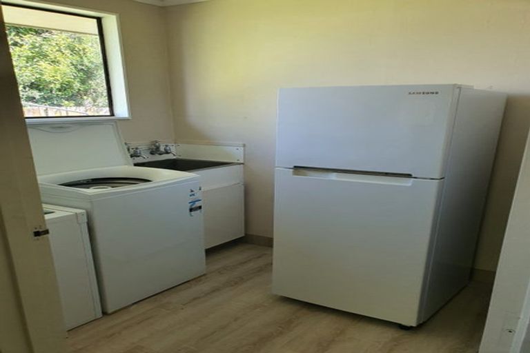 Photo of property in 13a Savage Crescent, West End, Palmerston North, 4412