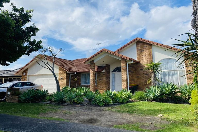 Photo of property in 10 Aclare Place, East Tamaki, Auckland, 2016