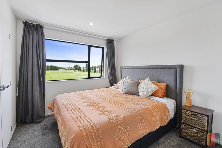 Photo of property in 97 Te Aparangi Road, Papakura, 2110