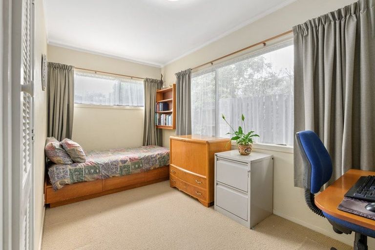 Photo of property in 48 Rutherford Street, Chedworth, Hamilton, 3210