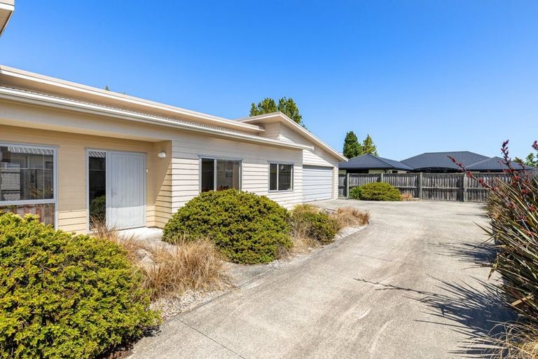 Photo of property in 3 Mcrae Gardens, Kaikoura Flat, Kaikoura, 7371