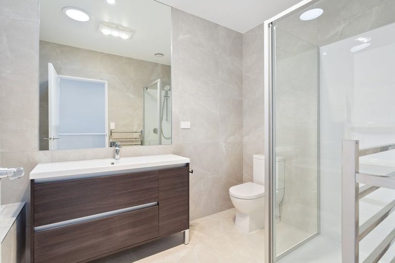 Photo of property in 120 Symes Drive, Red Beach, 0932