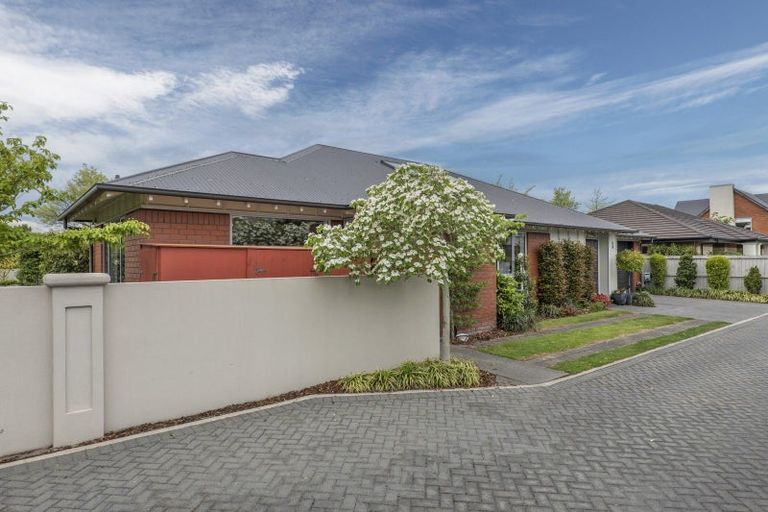 Photo of property in 1 Waterford Avenue, Northwood, Christchurch, 8051