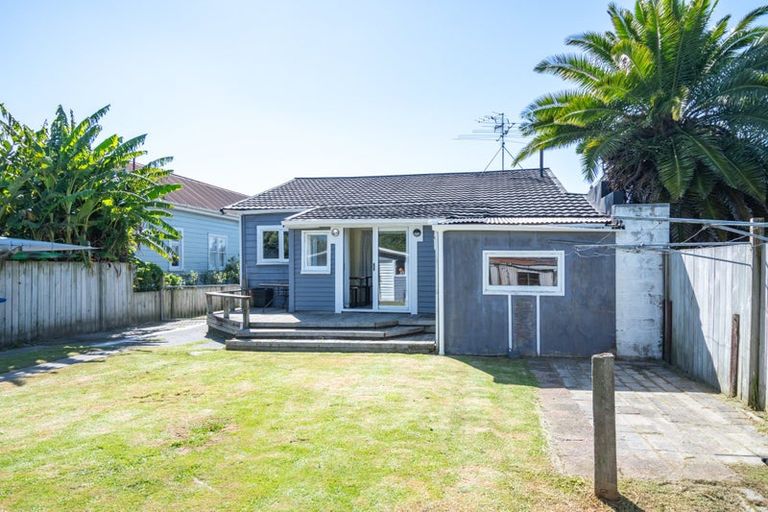 Photo of property in 13 Dickson Street, Kaiti, Gisborne, 4010