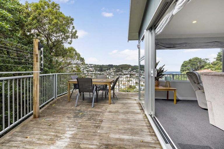 Photo of property in 12c Freeling Street, Island Bay, Wellington, 6023