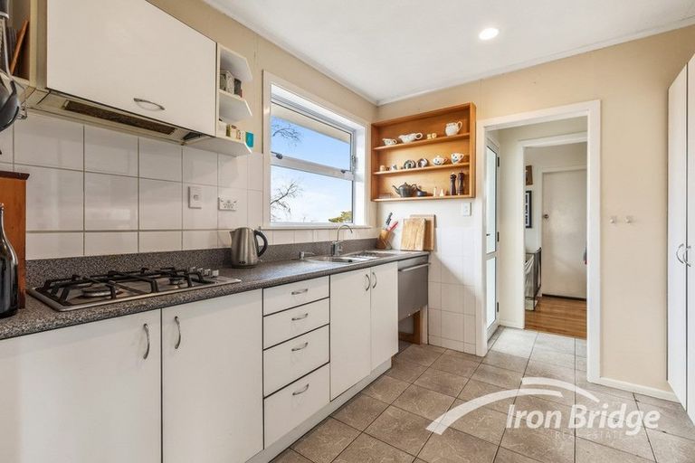 Photo of property in 49 Bruce Road, Glenfield, Auckland, 0629