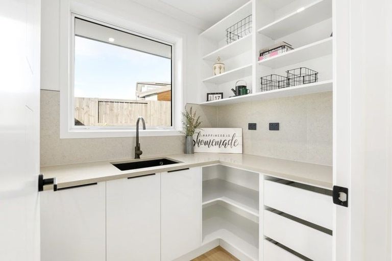 Photo of property in 30 Batten Drive, Flagstaff, Hamilton, 3210