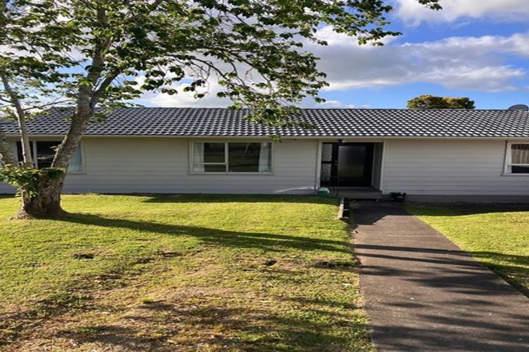 Photo of property in 11 Vanden Place, Henderson, Auckland, 0610