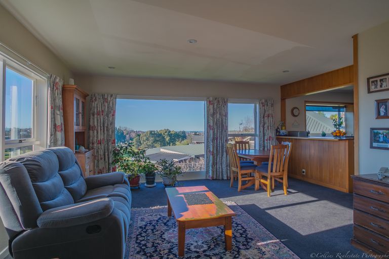 Photo of property in 215 Douglas Street, Highfield, Timaru, 7910