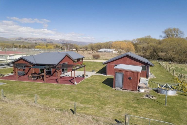 Photo of property in 44 Waipiata Domain Road, Waipiata, Ranfurly, 9397