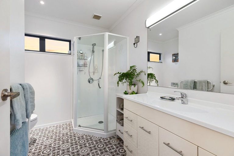 Photo of property in 233 Gloucester Road, Mount Maunganui, 3116