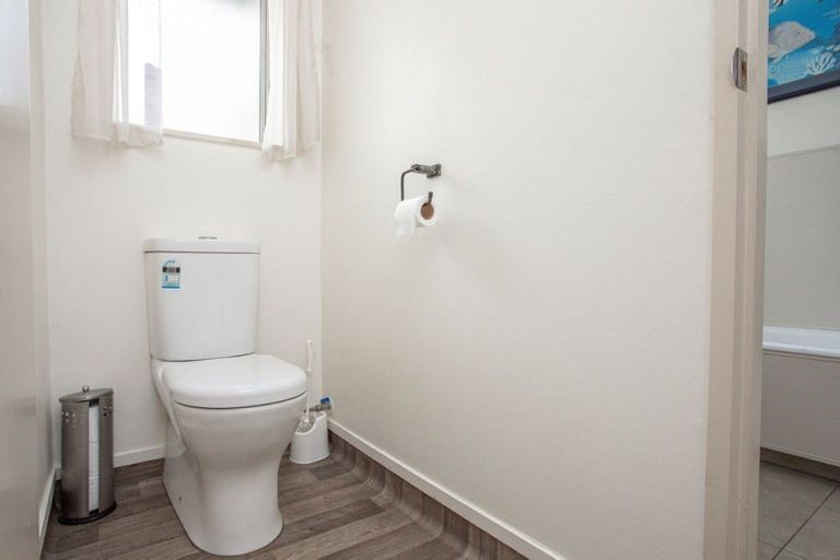 Photo of property in 63 Mcphee Street, Dannevirke, 4930