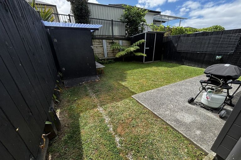 Photo of property in 57 Patrick Rice Drive, Swanson, Auckland, 0614