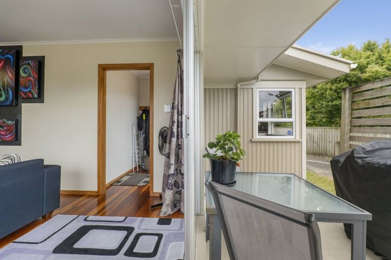 Photo of property in 254 Huatoki Street, Upper Vogeltown, New Plymouth, 4310