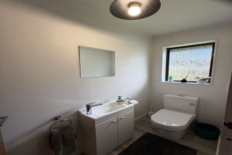 Photo of property in 61 Karina Road, Merrilands, New Plymouth, 4312