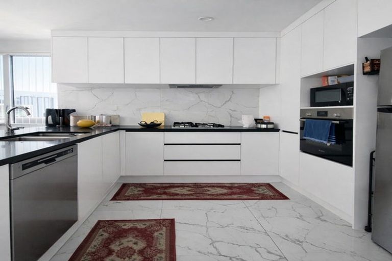 Photo of property in 19 Fredrick Hanson Road, Papakura, 2110