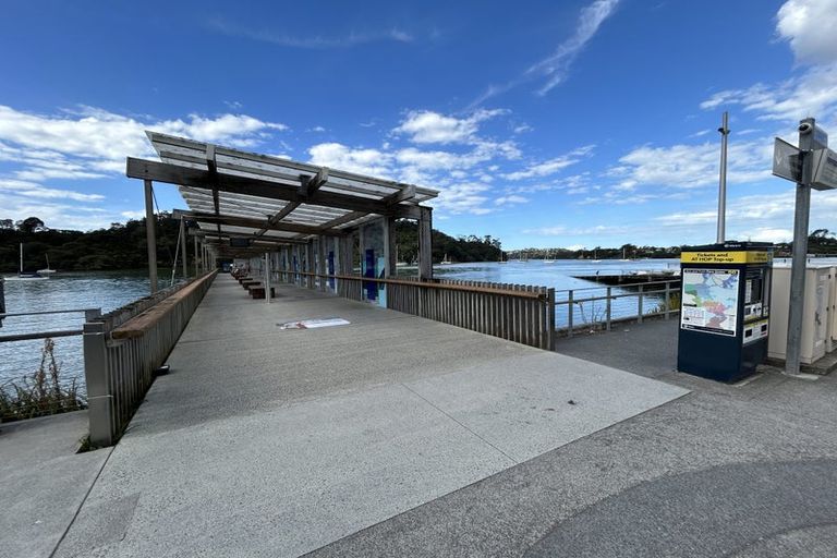 Photo of property in 14 David Carnegie Road, Hobsonville, Auckland, 0616