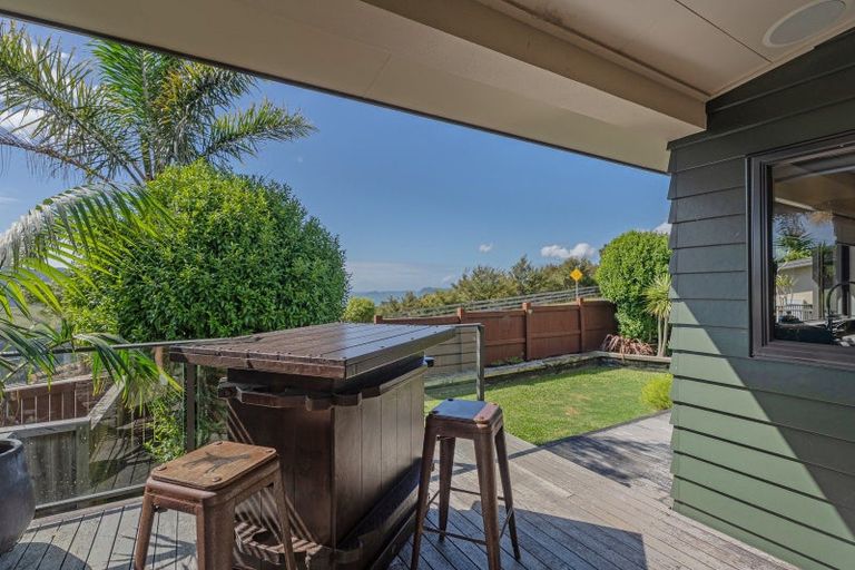 Photo of property in 4 Tarapatiki Drive, Whitianga, 3510