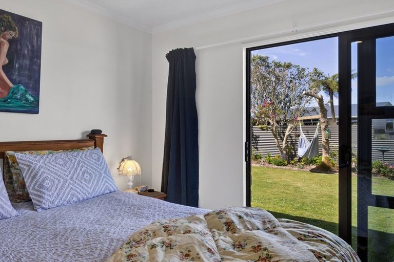 Photo of property in 20 Montjoy Street, Stratford, 4332