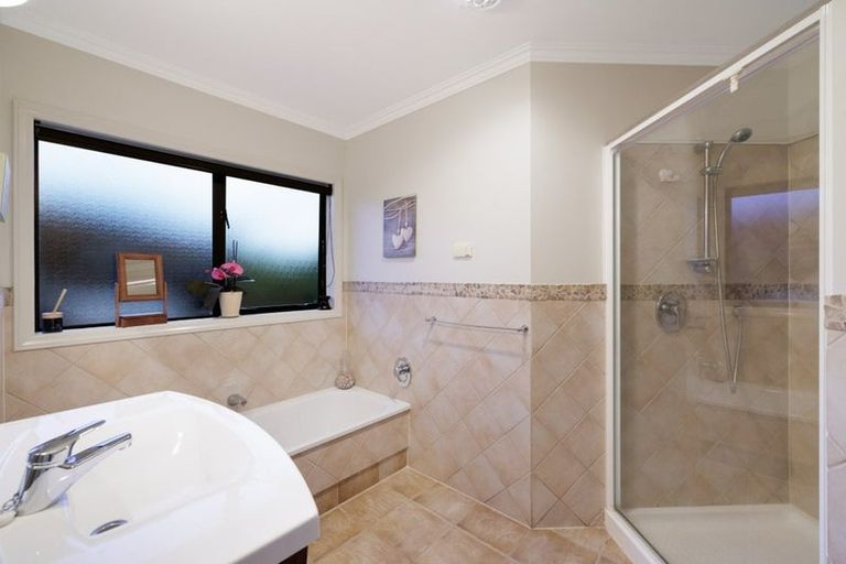 Photo of property in 24 Ohope Place, Papamoa Beach, Papamoa, 3118