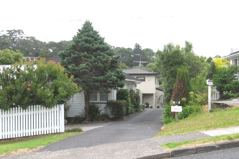 Photo of property in 1/29 Richards Avenue, Forrest Hill, Auckland, 0620