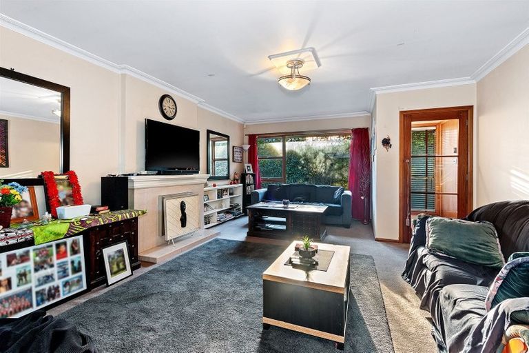 Photo of property in 2/18a Queens Avenue, Merivale, Christchurch, 8014