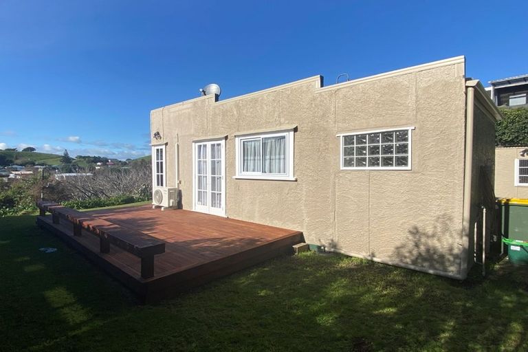 Photo of property in 54 Ngamotu Road, Moturoa, New Plymouth, 4310