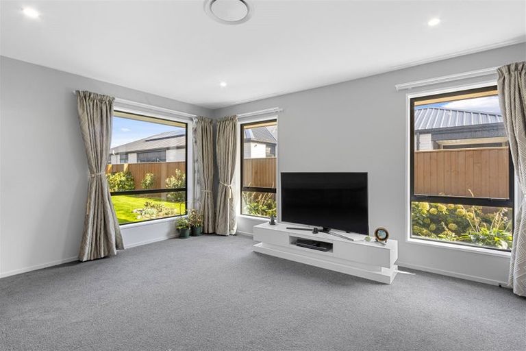 Photo of property in 9 Ruston Lane, Halswell, Christchurch, 8025