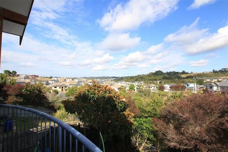 Photo of property in 97 Fields Parade, Oteha, Auckland, 0632