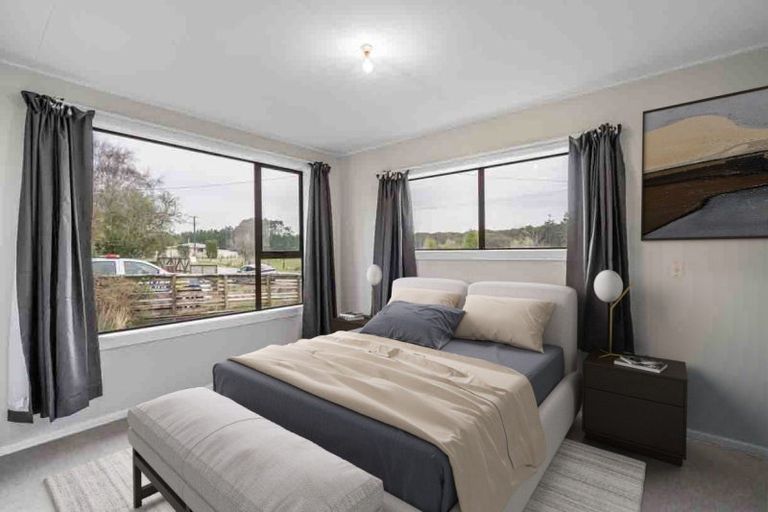 Photo of property in 25 Clifden Highway, Tuatapere, 9620