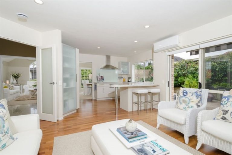 Photo of property in 14 Hendrika Court, Hobsonville, Auckland, 0618