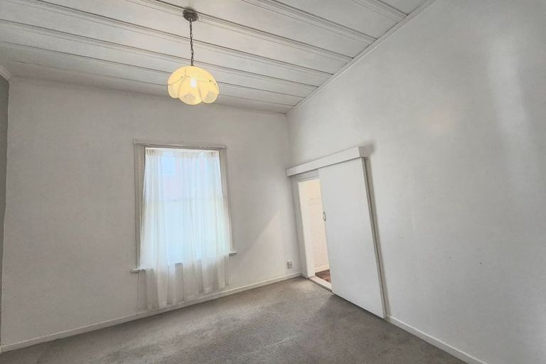 Photo of property in 70a Valley Road, Paraparaumu, 5032