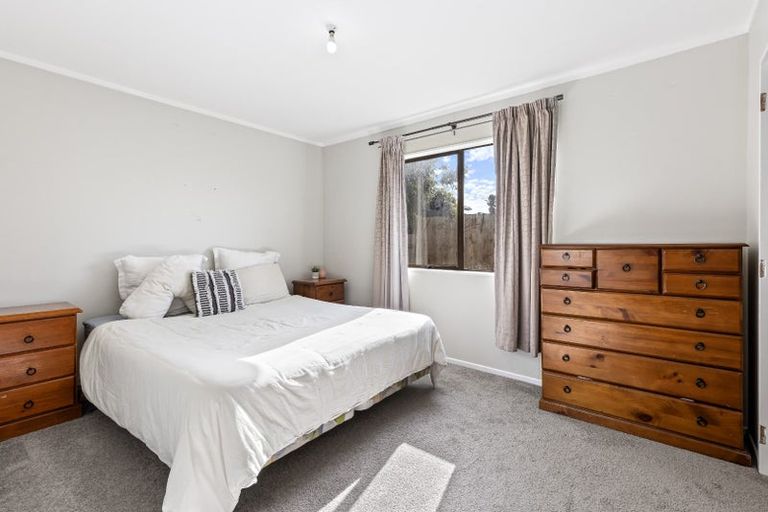 Photo of property in 2/6 George Street, Mangere East, Auckland, 2024