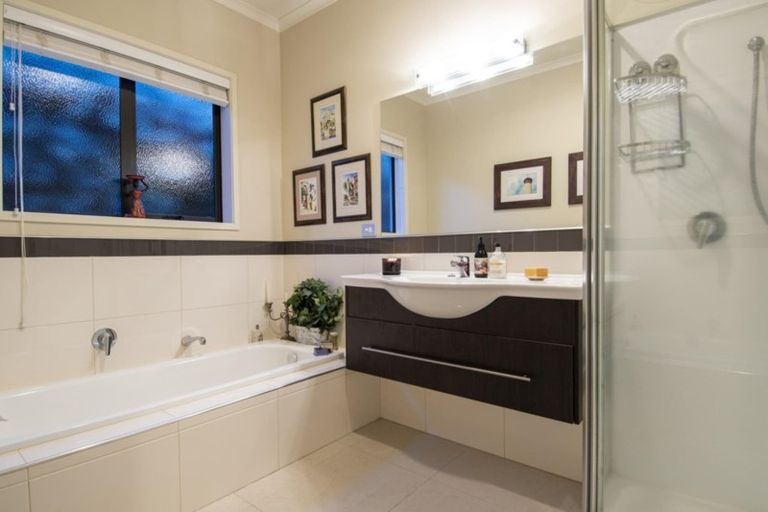 Photo of property in 208 Castlewold Drive, Bethlehem, Tauranga, 3110