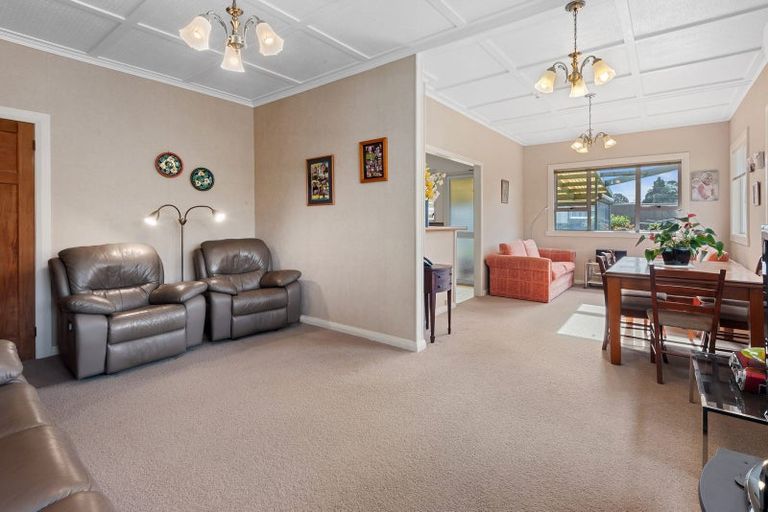 Photo of property in 13 Shortland Street, Regent, Whangarei, 0112