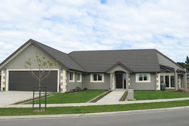 Photo of property in 9 Yellowlees Drive, Kaiapoi, 7630