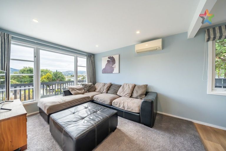 Photo of property in 27 Wyndrum Avenue, Waterloo, Lower Hutt, 5011