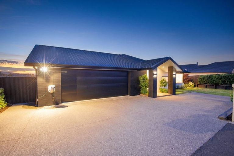 Photo of property in 87 Wingatui Road, Mosgiel, 9024