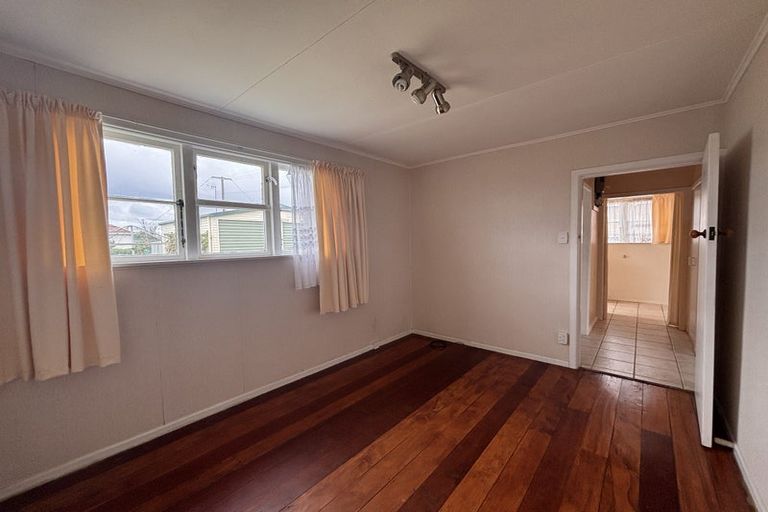Photo of property in 9 Cambridge Street, Putaruru, 3411