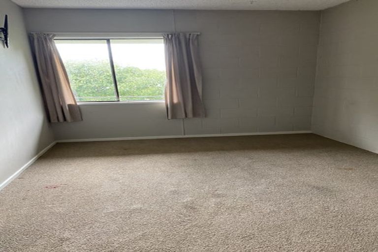 Photo of property in 2/12 Oakley Avenue, Claudelands, Hamilton, 3214