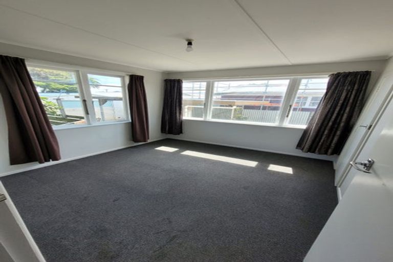 Photo of property in 606 Huia Street, Camberley, Hastings, 4120