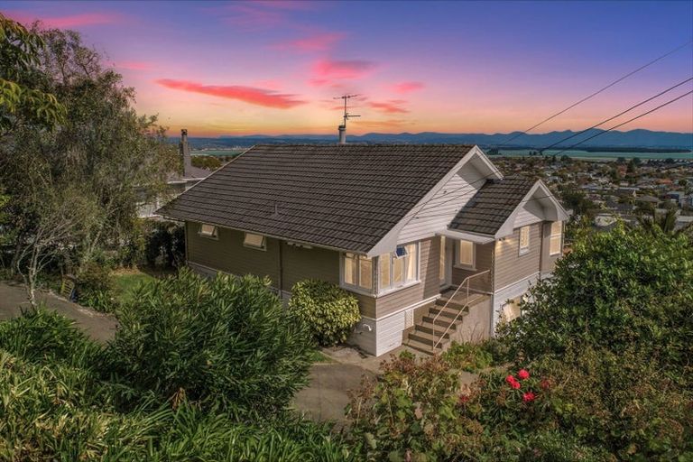 Photo of property in 102 The Ridgeway, Stoke, Nelson, 7011