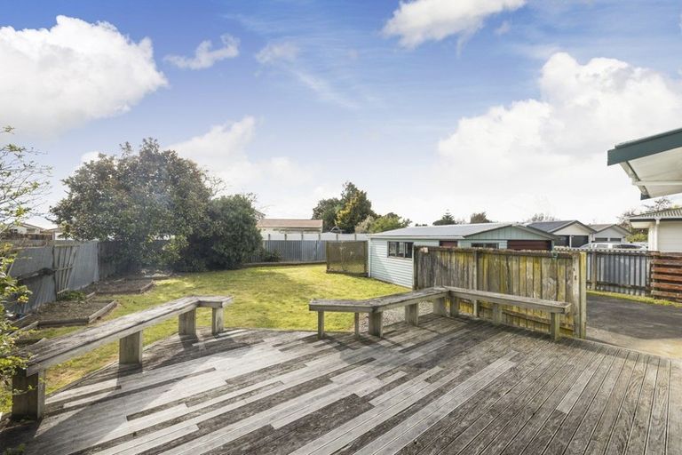 Photo of property in 88 Apollo Parade, Milson, Palmerston North, 4414
